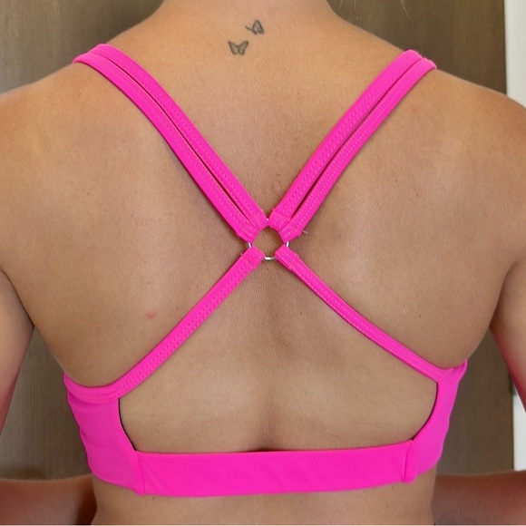 Onzie Hot Pink Metal Ring in Back Strappy Sports Bra - Picture 1 of 8